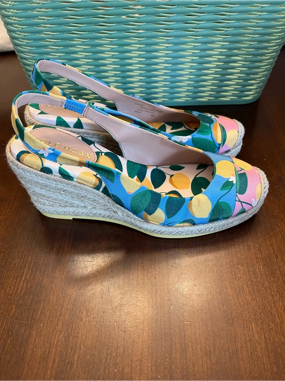 COLE HAAN Womens Cloud feel Espadrille Wedge Slingback Lemon SZ 6.5B
